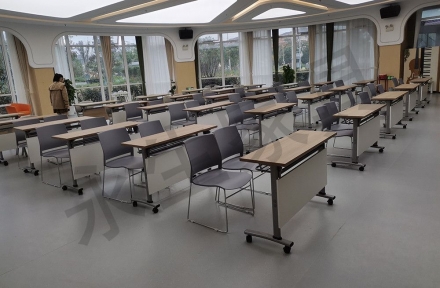 幼兒家具