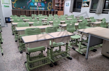 中小學(xué)家具