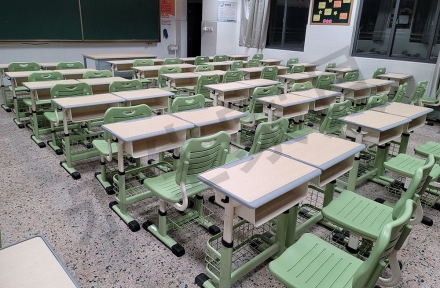 中小學(xué)家具